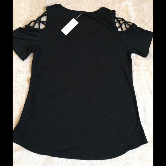 Love by the moon🌙 - Picture 2 of 3